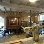 Hébergement de vacances Prop. Périgourdine 18 Pers. Avec Piscine Privée - Fr-1-824-26 *