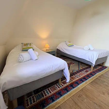 Hébergement de vacances Prop. Périgourdine 18 Pers. Avec Piscine Privée - Fr-1-824-26 Rouffignac-Saint-Cernin-de-Reilhac