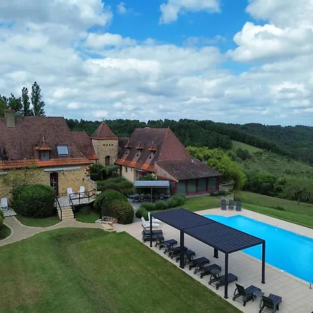 Hébergement de vacances Prop. Périgourdine 18 Pers. Avec Piscine Privée - Fr-1-824-26 *