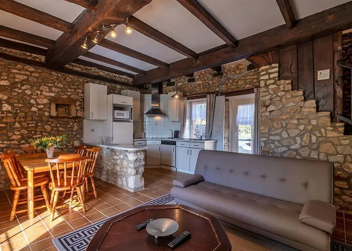 Prázdninový dům Prop. Perigourdine 18 Pers. Avec Piscine Privee - Fr-1-824-26 Rouffignac Saint-Cernin